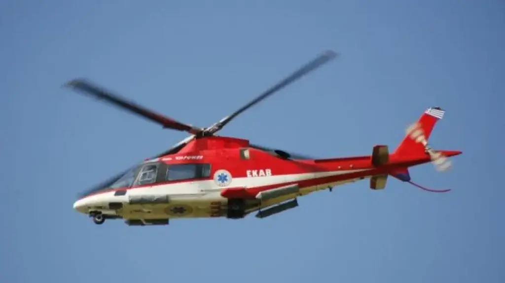 Παξοί: Στο ελικοδρόμιο γέννησε μια 28χρονη τα δίδυμα αγοράκια της