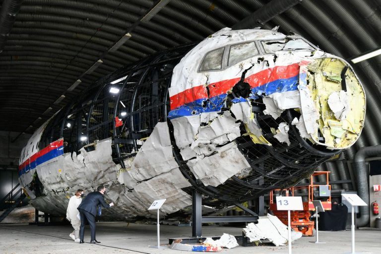 Ολλανδία : Η πτήση MH17 της Malaysia Airlines καταρρίφθηκε από πύραυλο ρωσικής κατασκευής – Τι απαντά το ρωσικό ΥΠΕΞ
