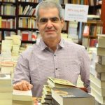 Αθώος ο συγγραφέας Βασίλης Παπαθεοδώρου