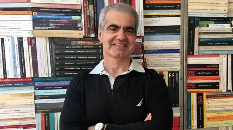 Βασίλης Παπαθεοδώρου: Είχε κατεβάσει 301 αρχεία παιδικής πορνογραφίας