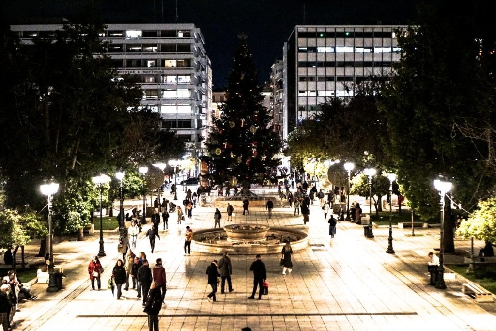 Κορονοϊός (21/11-27/11): 43.914 κρούσματα, 118 θάνατοι και 93 διασωληνωμένοι