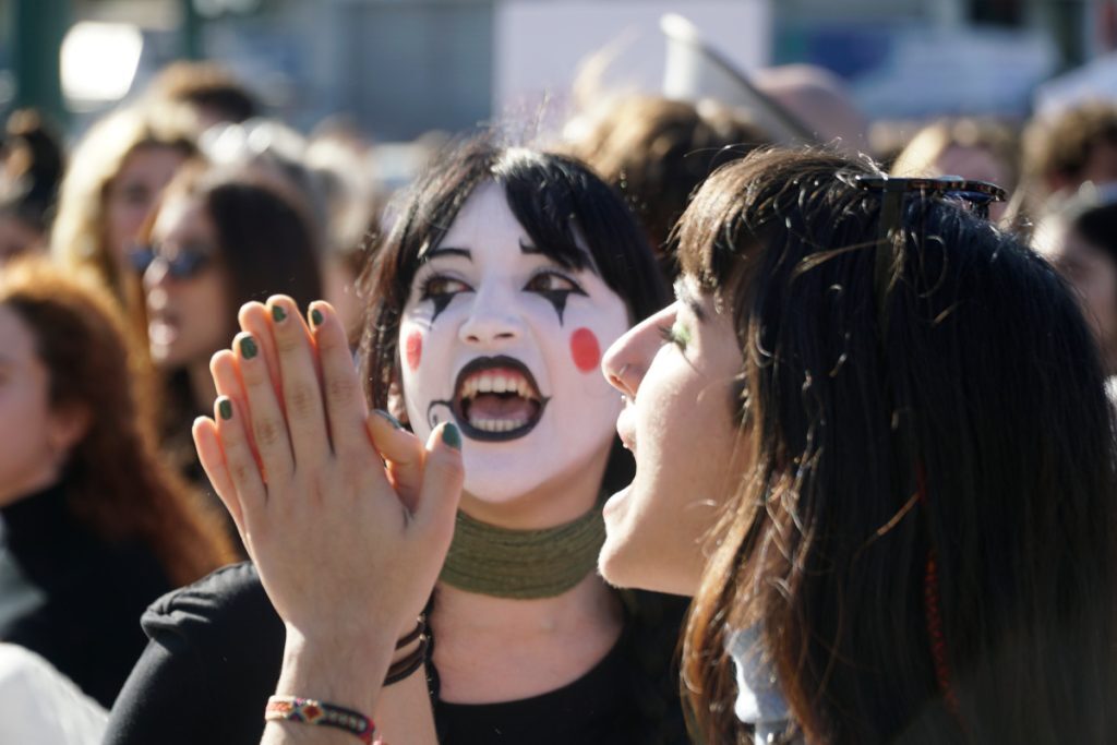 Ρεσιτάλ υποκρισίας από τον ΣΥΡΙΖΑ: Η αλήθεια για τα πτυχία των καλλιτεχνών και οι πρωτοβουλίες της κυβέρνησης