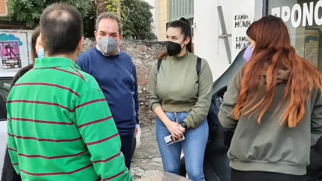 H «Αποστολή» κοντά στους νέους γονείς της Λέσβου