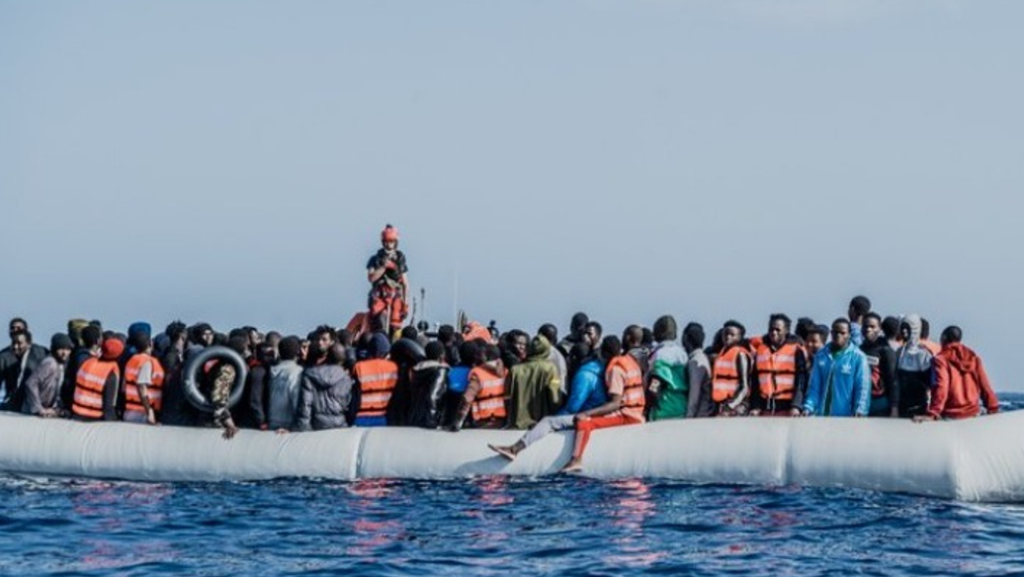 Ιταλία: Γυναίκα γέννησε στο πλοίο των Γιατρών Χωρίς Σύνορα – Μόλις είχε διασωθεί στη Μεσόγειο