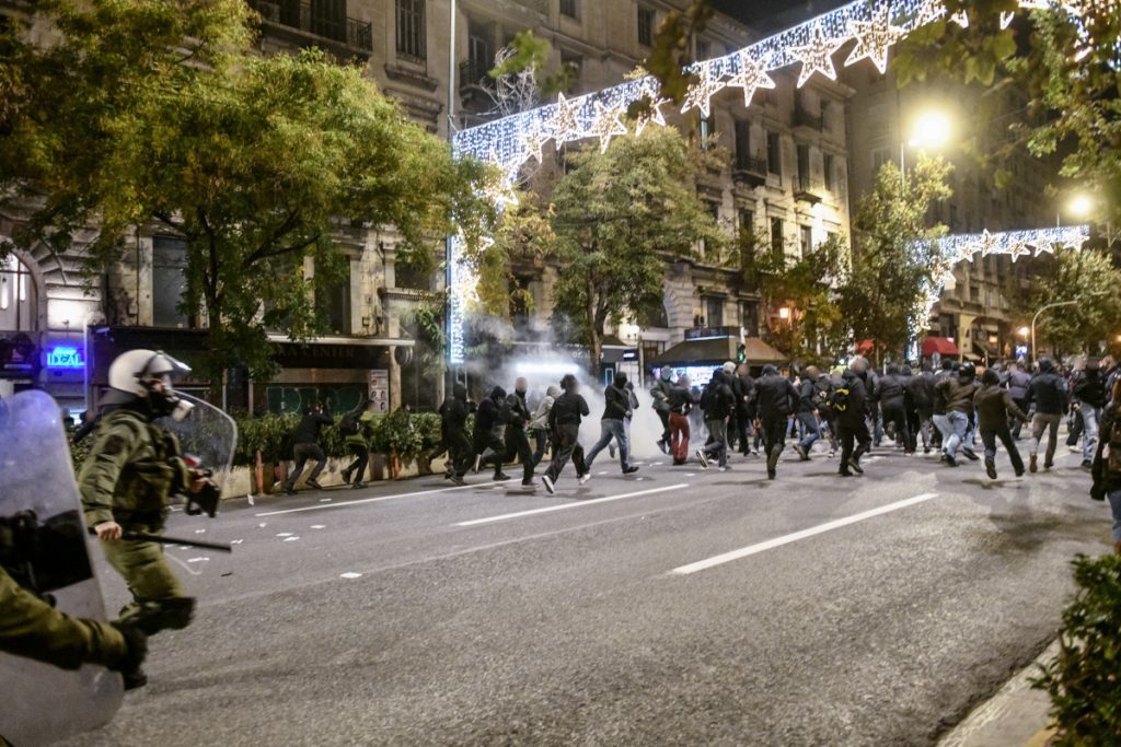 Θεσσαλονίκη: Τρεις συλλήψεις για τα επεισόδια στο κέντρο της πόλης
