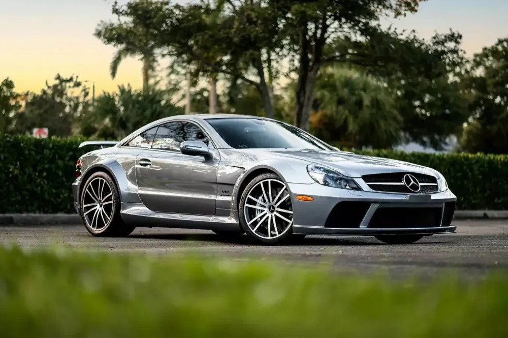 Προς πώληση μια πανέμορφη Mercedes SL AMG Black Series