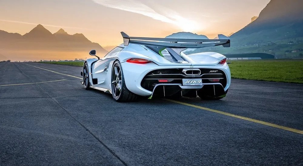 Η Koenigsegg ετοιμάζεται να παραδώσει το πρώτο Jesko