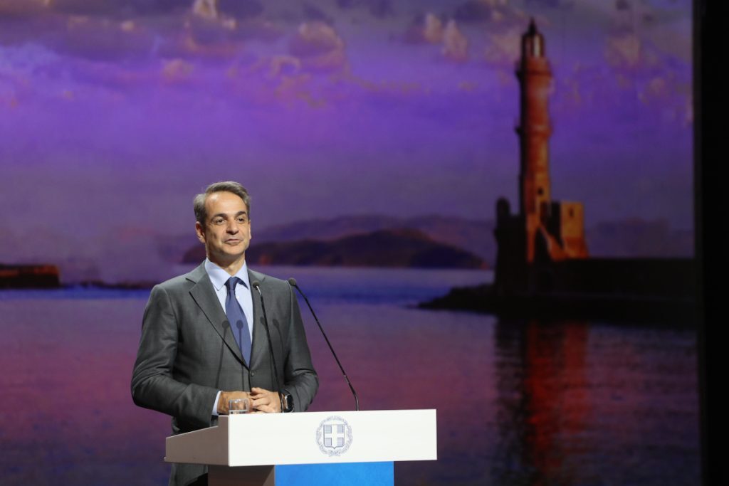 Μητσοτάκης: Πετύχαμε την επέκταση της τουριστικής περιόδου – Στα 18 δισ. ευρώ τα έσοδα