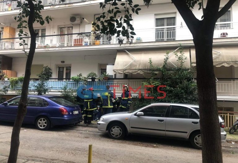 Θεσσαλονίκη: Νεκρός ο νεαρός που έπεσε από φωταγωγό στην Τούμπα [εικόνες-βίντεο]
