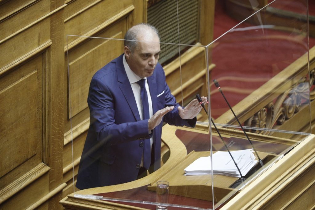 Γιατί τους… έκοψε τώρα ο Βελόπουλος