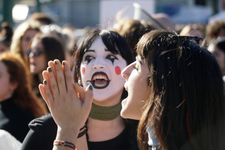 Ρεσιτάλ υποκρισίας από τον ΣΥΡΙΖΑ: Η αλήθεια για τα πτυχία των καλλιτεχνών και οι πρωτοβουλίες της κυβέρνησης