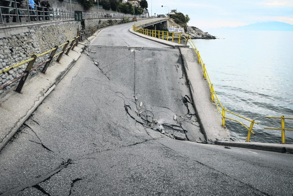 Εσωτερική εικόνα άρθρου