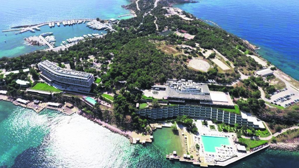 Εκκλησία: Ετοιμη για… μπίζνες στο real estate το 2023