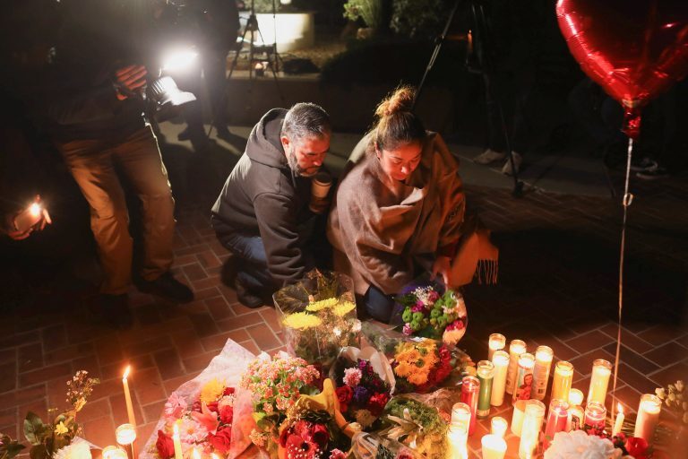 Αιματοκύλισμα στην Καλιφόρνια – Σε οχτώ ημέρες 25 νεκροί