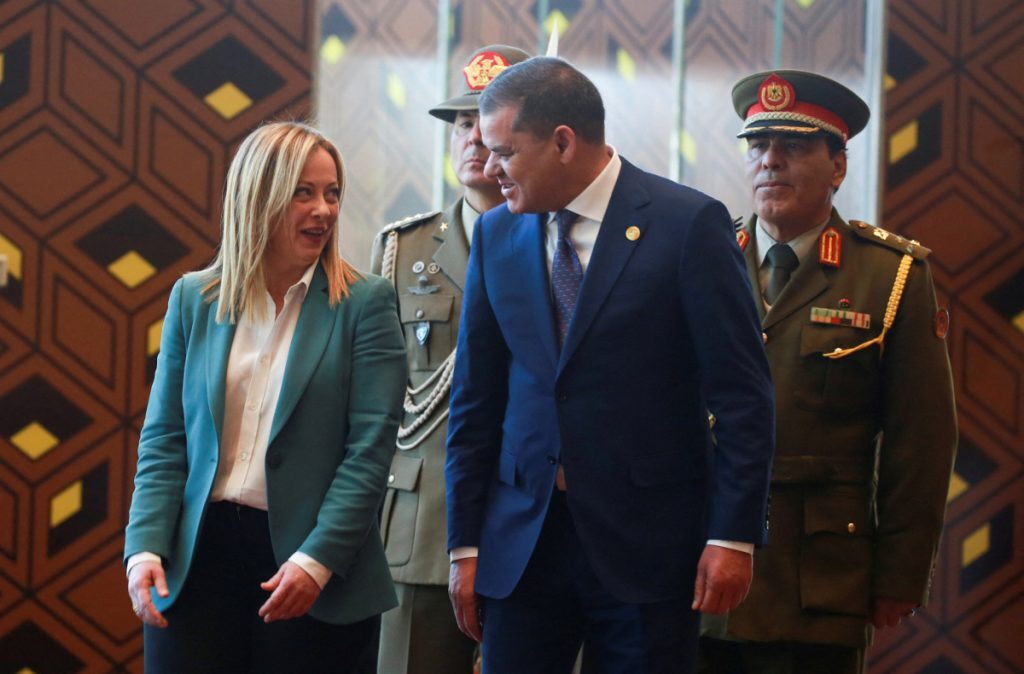 Στη Λιβύη η Μελόνι – Συμφωνία για την ενίσχυση της συνεργασίας και για το μεταναστευτικό