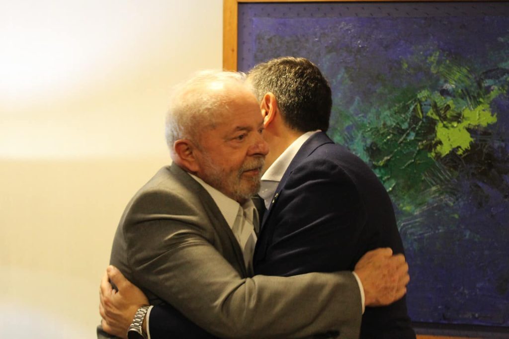 Τον Λούλα Ντα Σίλβα συνάντησε ο Τσίπρας – «Συνεργασία αριστερών και προοδευτικών δυνάμεων»