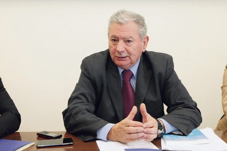 Αποκάλυψη-Σήφης Βαλυράκης: Οι ψαράδες τον χτύπησαν με κοντάρι» – Τι αναφέρει το βούλευμα