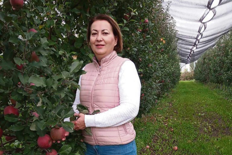 Αννα-Ιορδάνα Ατσου: Από διαφημίστρια… αγρότισσα