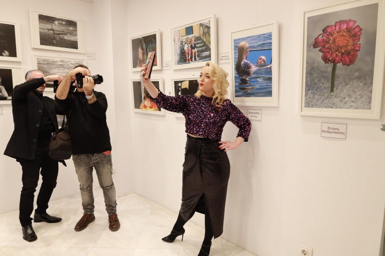 Η δύναμη της ομορφιάς σε μια έκθεση
