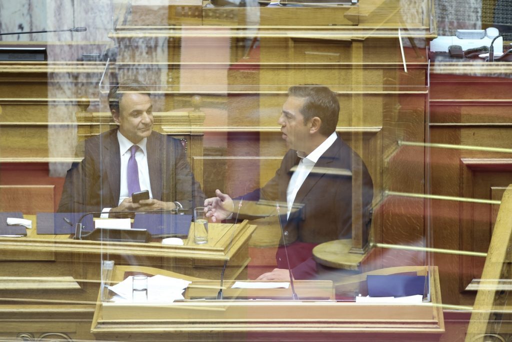 Η κανονικότητα απέναντι στους τυχοδιωκτισμούς του παρελθόντος