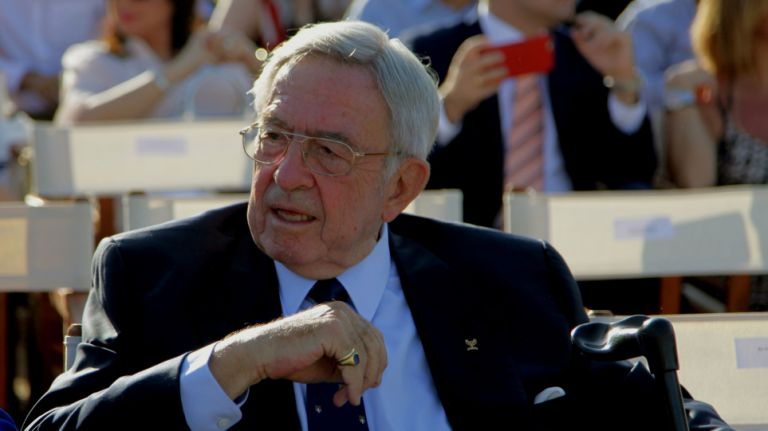 τέως βασιλιάς Κωνσταντίνος