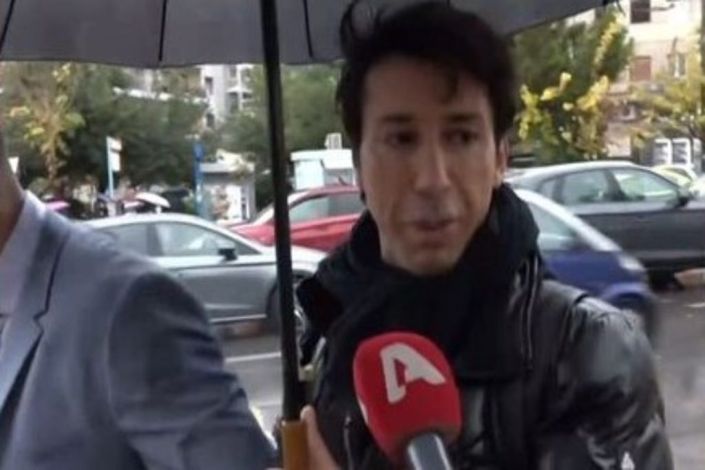 Κωνσταντίνος Εμμανουήλ: Έξαλλος ο πρώην παίκτης του Survivor, στέλνει στο «σκαμνί» την Καινούργιου –