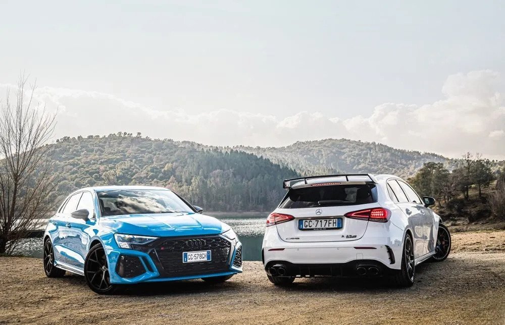 Audi RS3 vs Mercedes-AMG A45s: Αντίο υποστροφή!