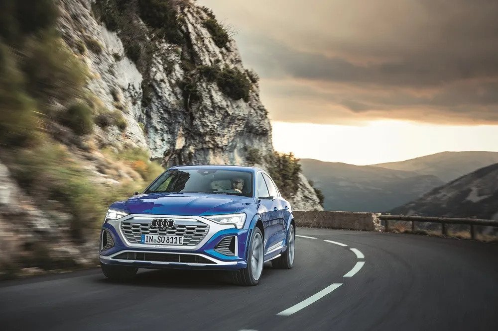 Οδηγούμε στη Γερμανία το νέο Audi Q8 e-tron