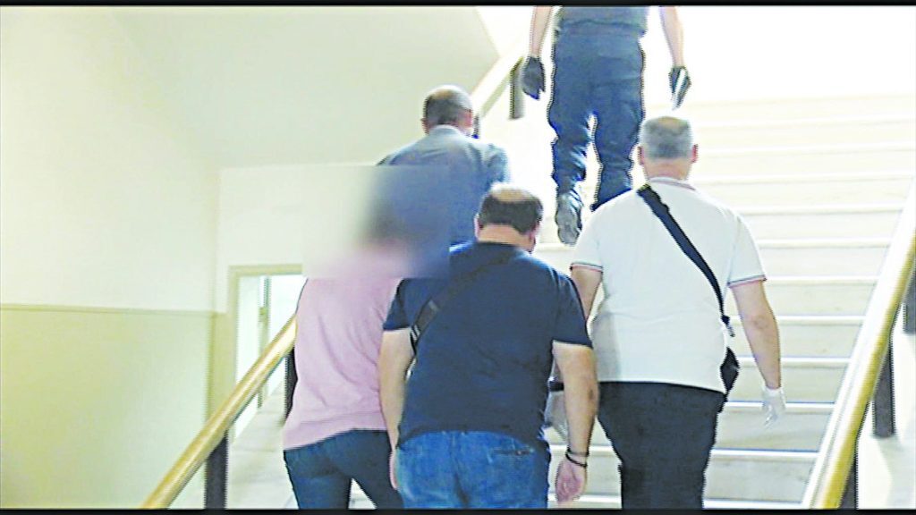 Κρήτη: Συνεχίζεται η δίκη για το φονικό με το ψαλίδι στον Τσούτσουρα Ηρακλείου [εικόνες]