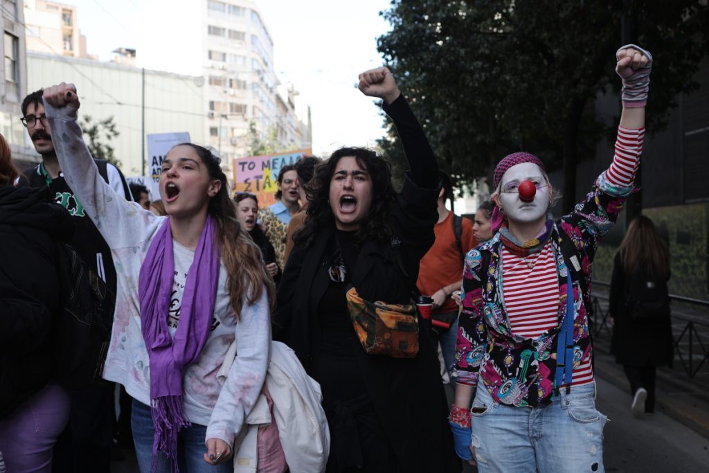 Σε 48ωρη απεργία προχωρούν από αύριο ηθοποιοί και καλλιτέχνες
