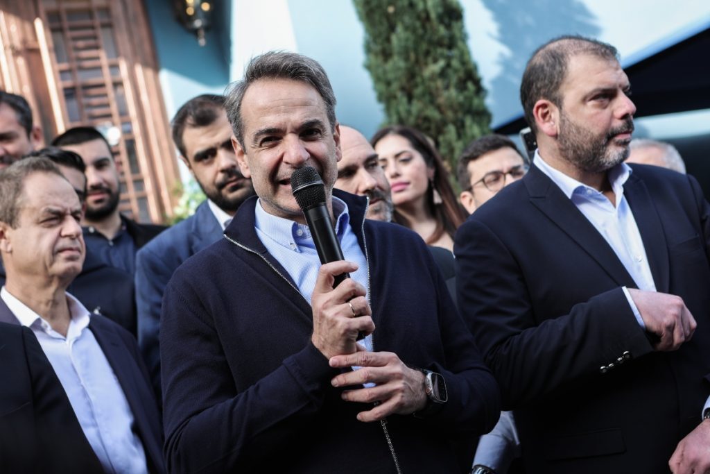 Μητσοτάκης από Κορυδαλλό: Το στοίχημα της δεύτερης τετραετίας θα είναι οι καλύτεροι μισθοί – Τι είπε για τις φυλακές