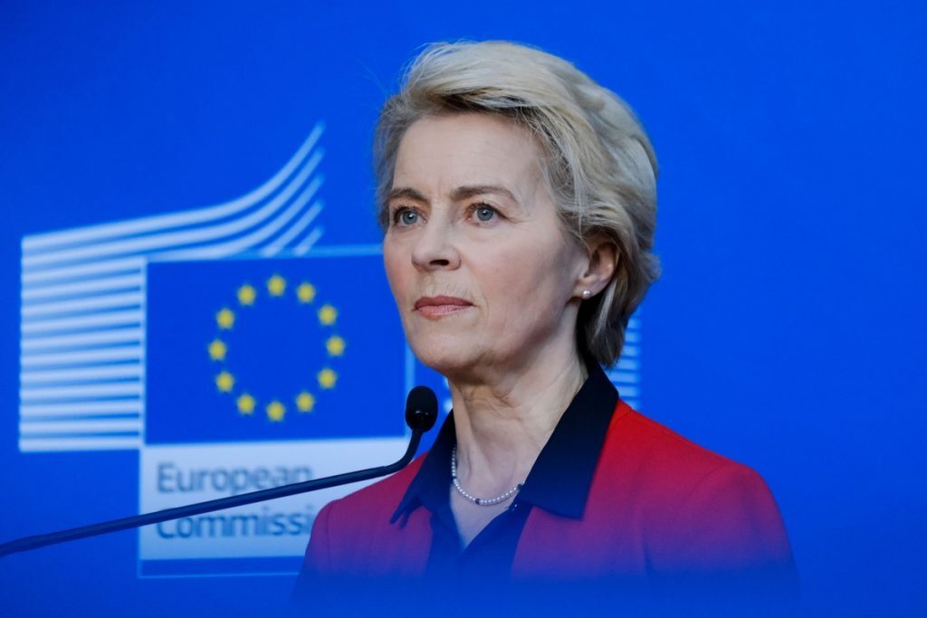 Πλήγμα για την Ούρσουλα Φον ντερ Λάιεν: Έχασε τη δίκη για τη διαφάνεια των συμβολαίων εμβολίων Covid-19