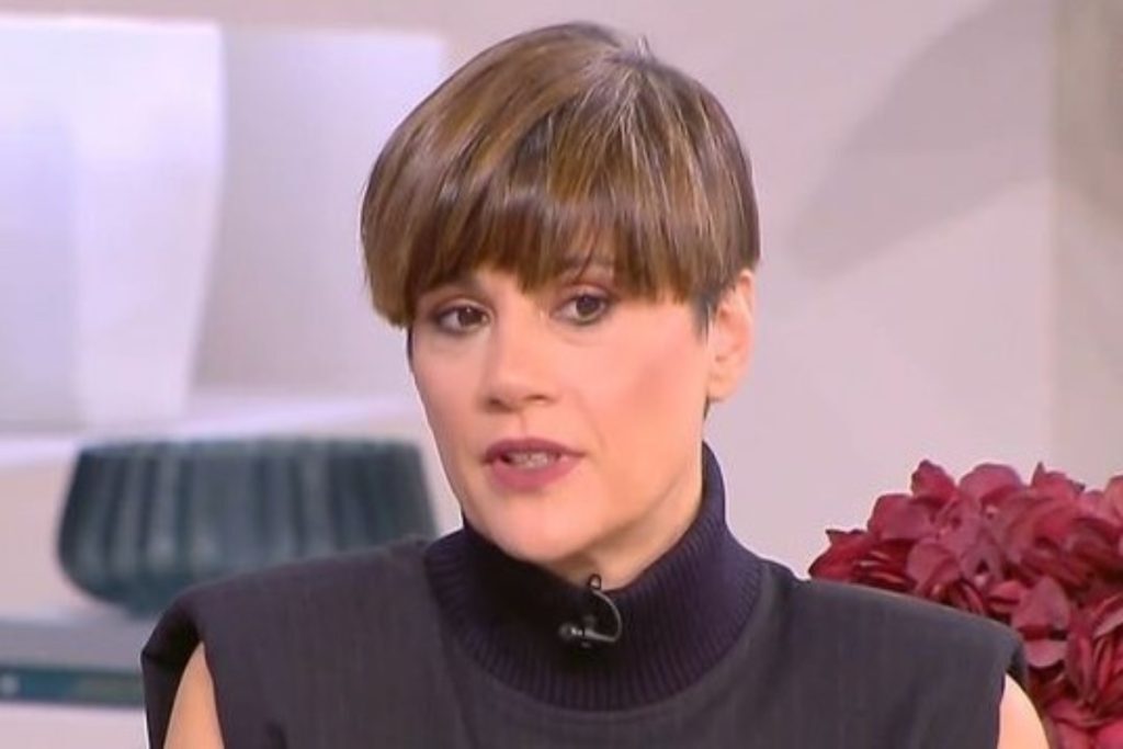 Άννα Μαρία Παπαχαραλάμπους: «Σκεφτόμασταν να υιοθετήσουμε αλλά ήρθε ο κορονοϊός» [Βίντεο]