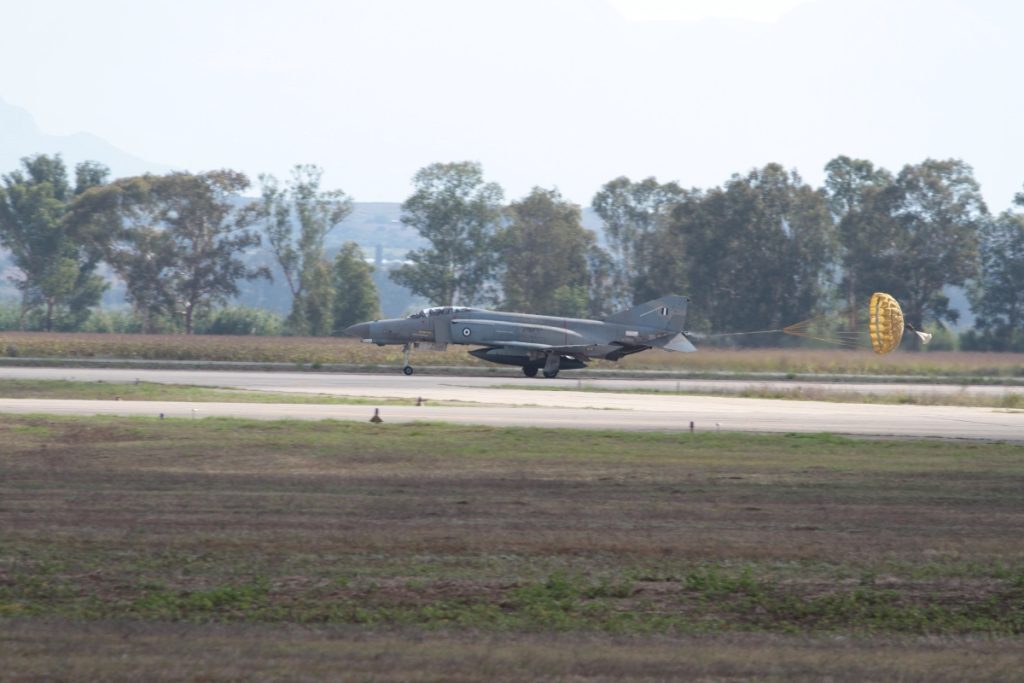 F-4 Phantom: To μαχητικό πολλαπλού ρόλου της Πολεμικής Αεροπορίας – Αυτά είναι τα χαρακτηριστικά του