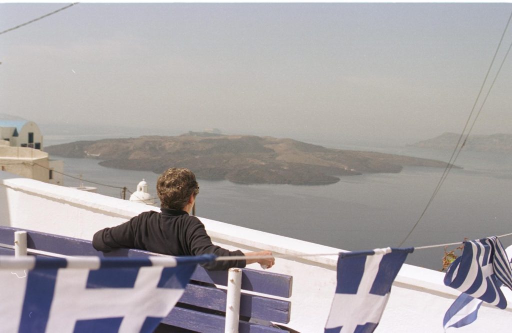 Ηφαίστειο Σαντορίνης: «Συναγερμός» από Βρετανό γεωφυσικό – Προειδοποιεί για υποθαλάσσια έκρηξη και τ