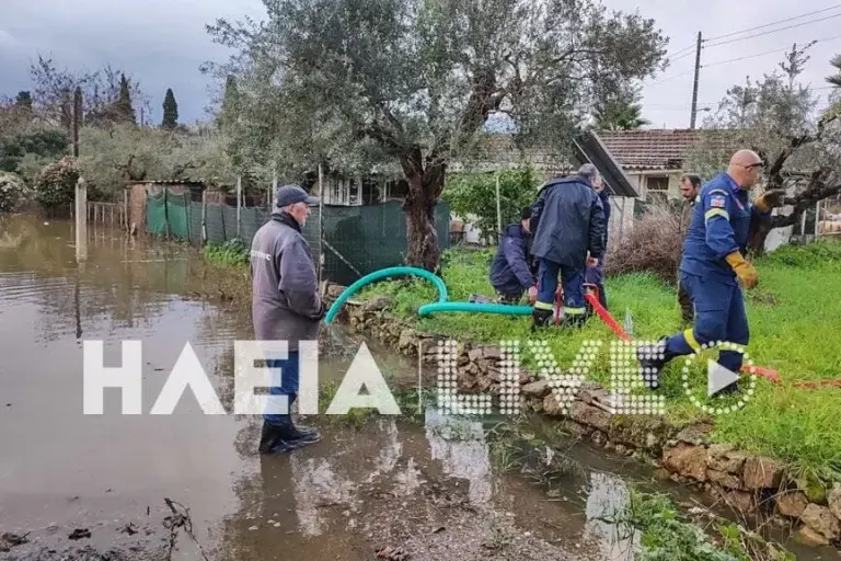 Καιρός: Βιβλικές καταστροφές σε Μυρτιά, Ανδραβίδα και Κυλλήνη