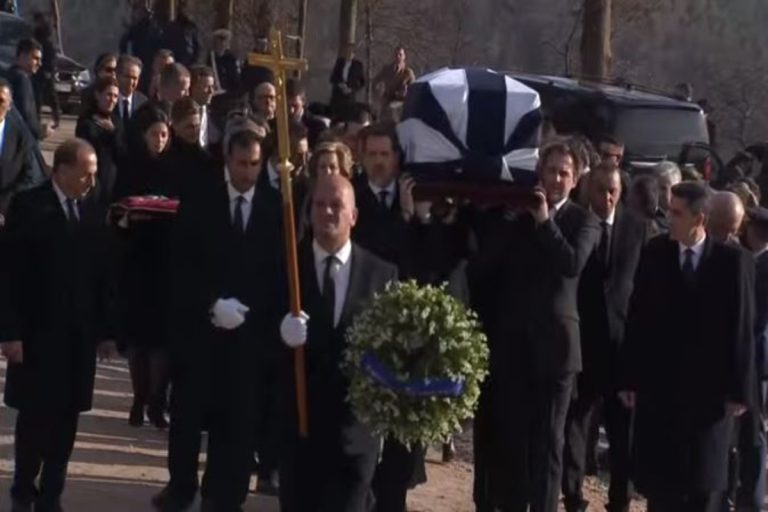 τέως βασιλιάς Κωνσταντίνος