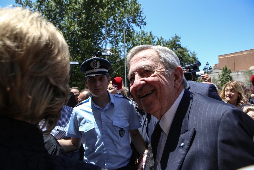 Τέως Βασιλιάς Κωνσταντίνος: Συνωστισμός βασιλικών οικογενειών στην Αθήνα