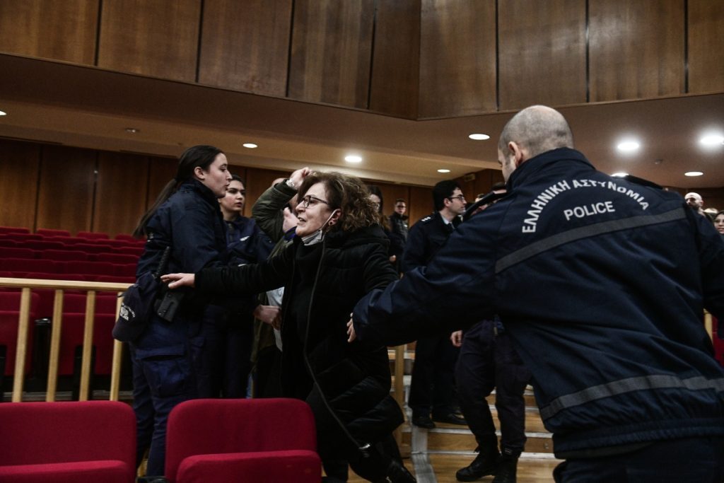 Δίκη Χρυσής Αυγής: Καταθέτει σήμερα η σύντροφος του Παύλου Φύσσα [βίντεο]