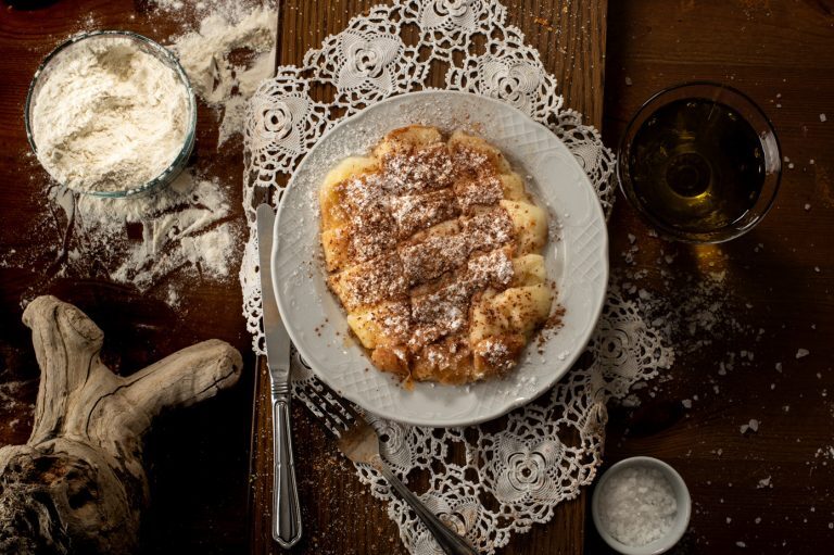 Taste Atlas: Η μπουγάτσα στην τετράδα για το καλύτερο πρωινό στον κόσμο