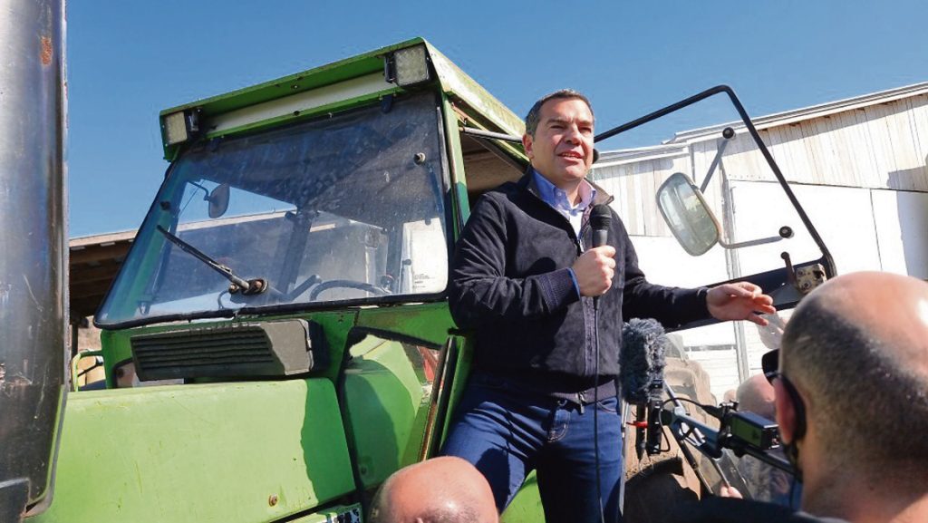 Αλέξης Τσίπρας: Ανέβηκε πάλι στα τρακτέρ για να… σώσει τους αγρότες