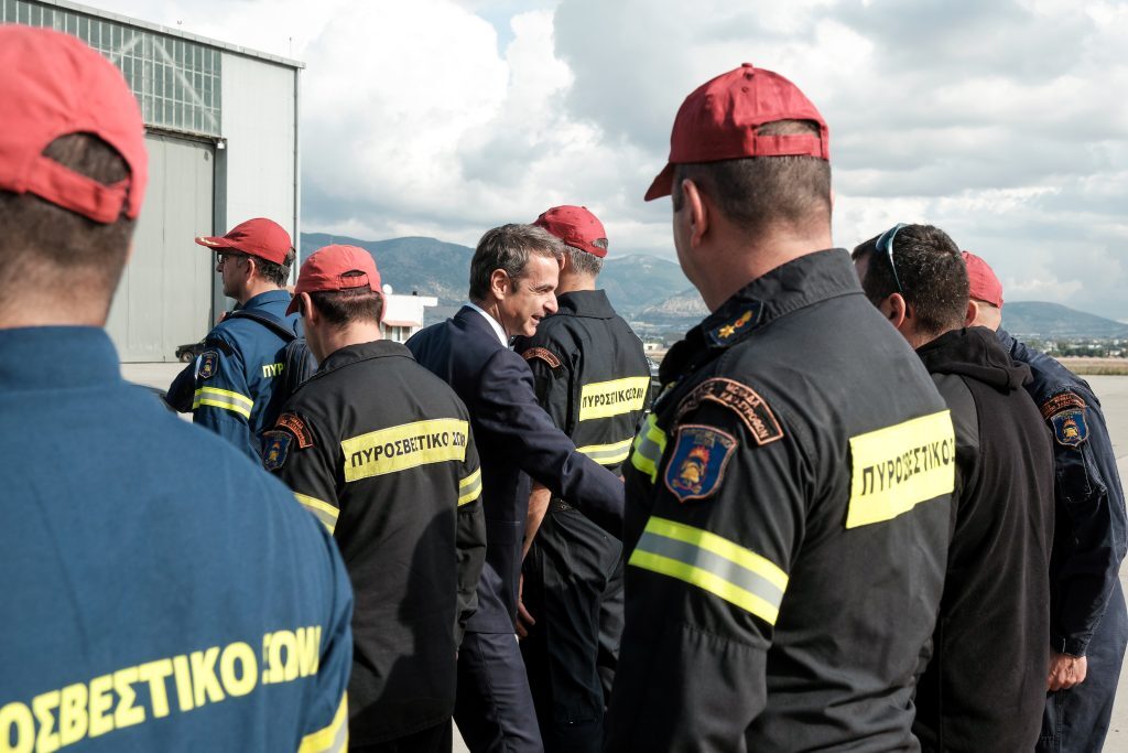 Το «ευχαριστώ» του Μητσοτάκη στους άνδρες της ΕΜΑΚ: Επιτελέσατε διπλή εθνική αποστολή είμαστε βαθιά