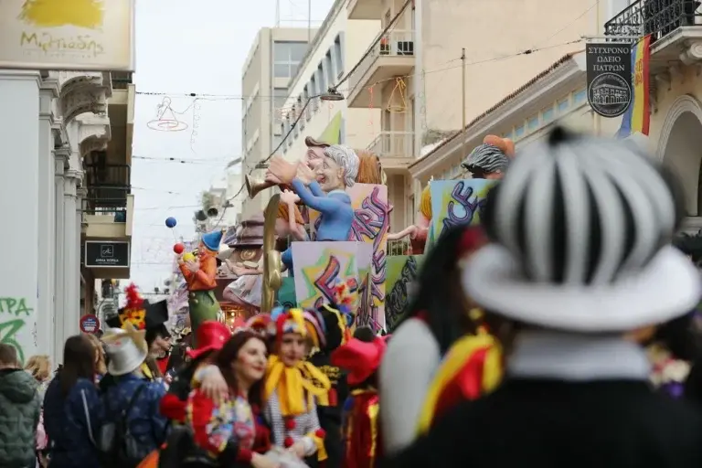 Καρναβάλι – Πάτρα: Χειροπέδες σε δύο στρατιωτικούς για κατοχή ναρκωτικών