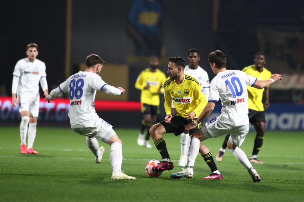 Super League: Και μαθηματικά στα play off ο Άρης, 2-1 τον Ατρόμητο