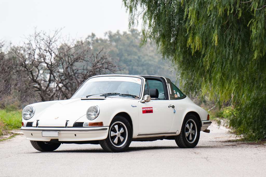Porsche 911 Targa 2.2: Μαγεία!