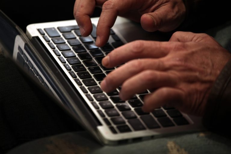 Παράταση για την υποβολή αιτήσεων στο πρόγραμμα «Συστήματα Αποθήκευσης στις Επιχειρήσεις» – Mέχρι πότε