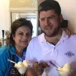 «Μανούλα μου γλυκιά…»: Η Μαίρη Παναγάκου αποκαλύπτει στον Ε.Τ. τις επιστολές που άφησε ο γιος της πριν αυτοκτονήσει – «Το bullying οδήγησε το παιδί μου στην αυτοκτονία»