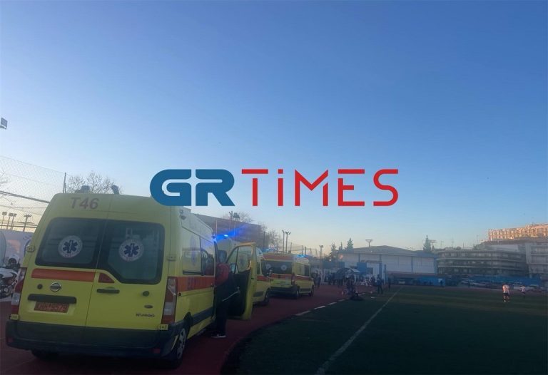 Θεσσαλονίκη: 18χρονος υπέστη ανακοπή καρδιάς ενώ έπαιζε ποδόσφαιρο με φίλους του – Αγωνιώδεις οι προσπάθειες των γιατρών 