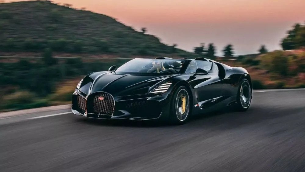 Bugatti W16 Mistral στο Côte d’Azur: Φωτογραφικός οργασμός