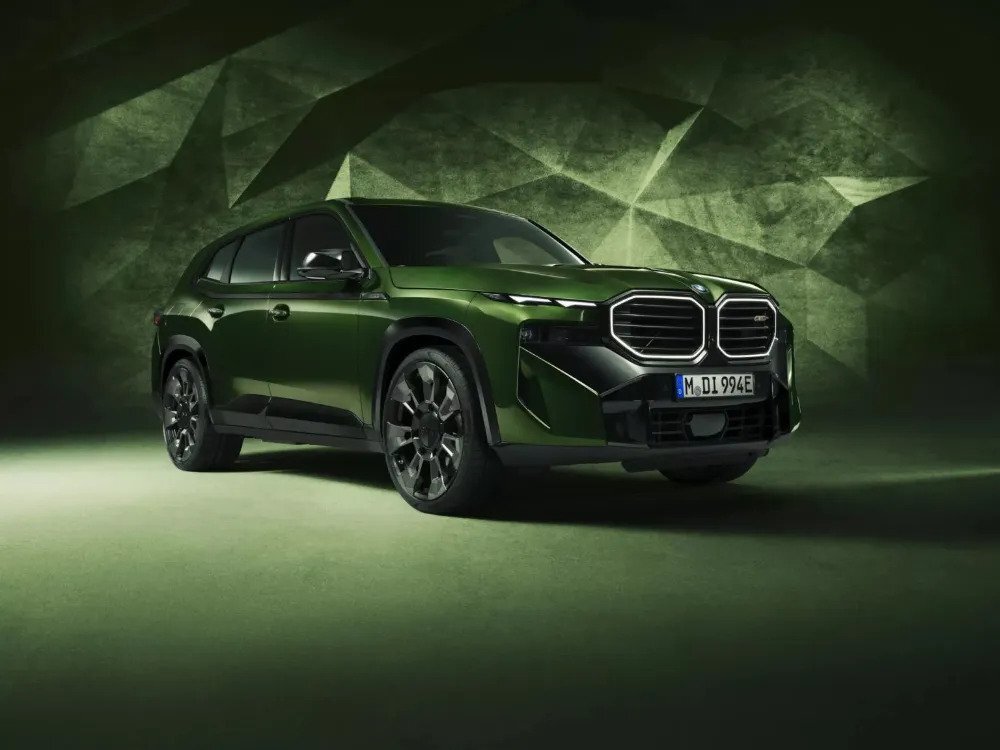 BMW: Νέα γκάμα αποχρώσεων “Individual” για την XM